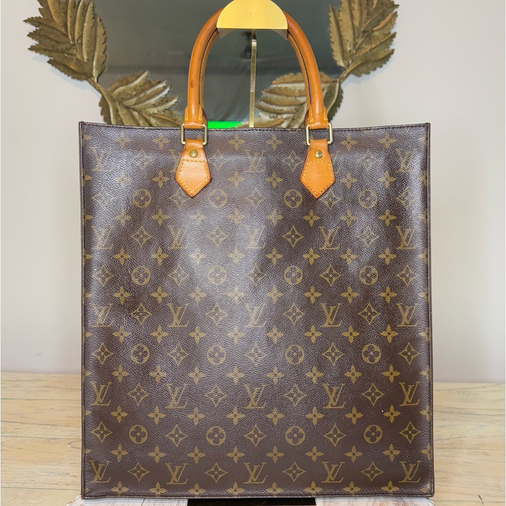 Louis Vuitton ‘Sac Plat’ Monogram Tote